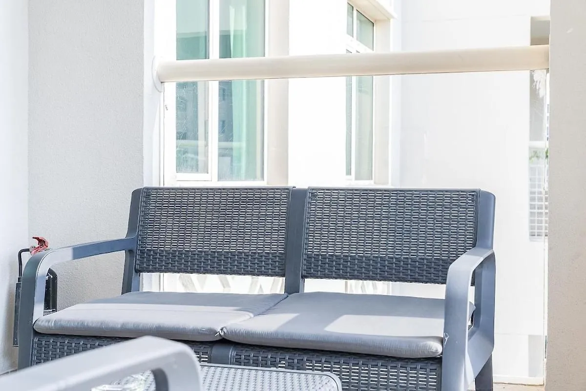 Modern 1Br Haven For 3 In Palm Jumeirah! Dubai
