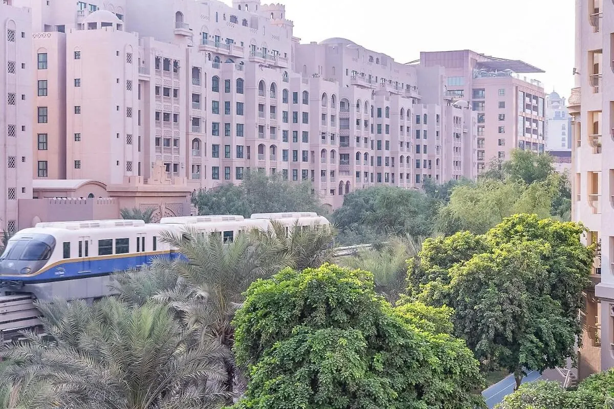 Modern 1Br Haven For 3 In Palm Jumeirah! Dubai 0*,